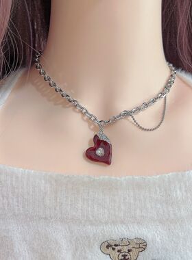 红色滴釉爱心吊坠项链
