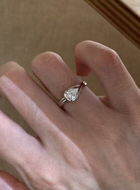 法式梨形水滴戒指钻戒女轻奢小众