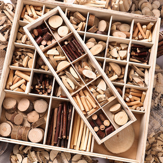 Kindergarten small log piece handmade DIY art area