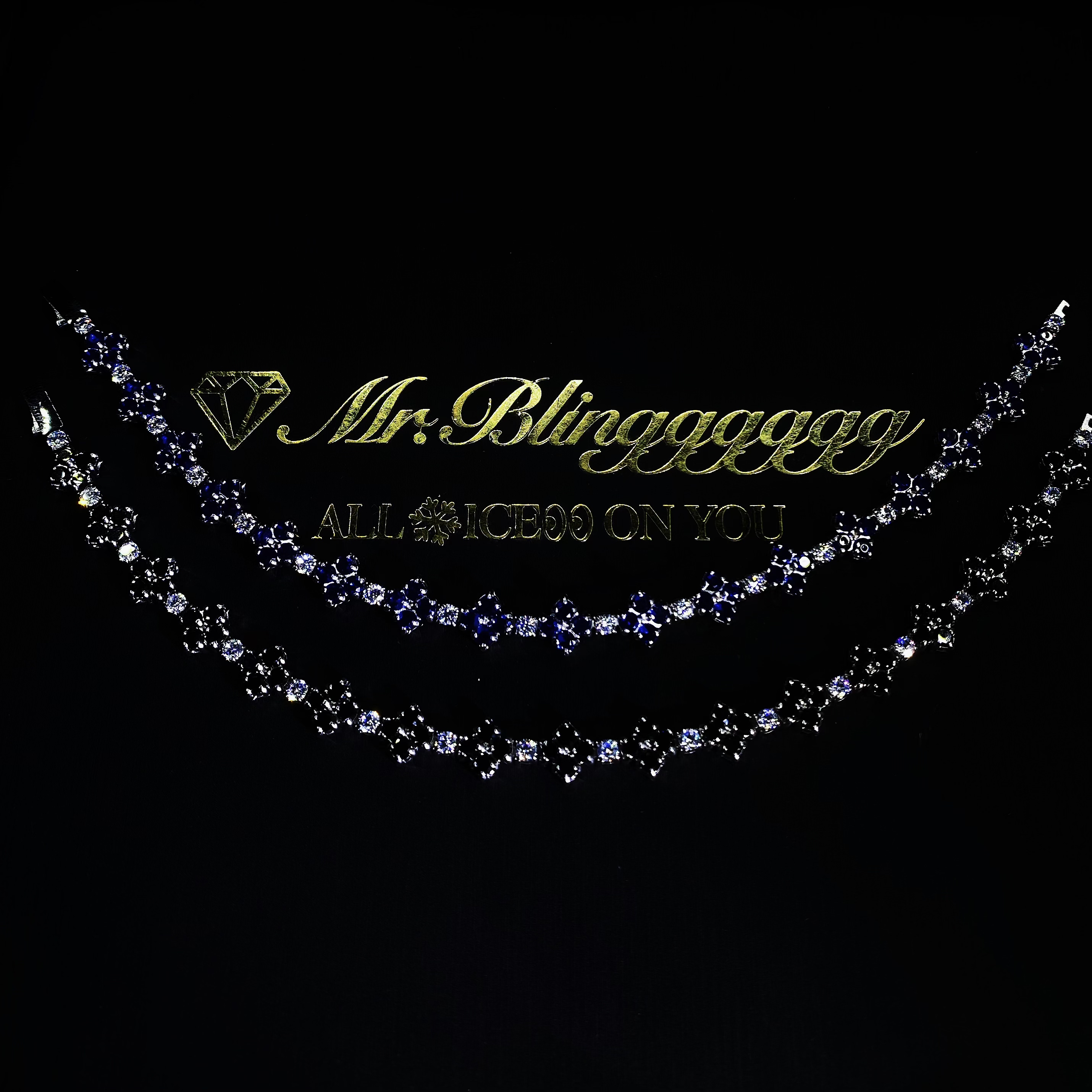 Mr.Blingggggg European and American hip-hop jewelry, stainless steel, non-fading, full of diamonds, black and white, blue and white, four-leaf bracelet