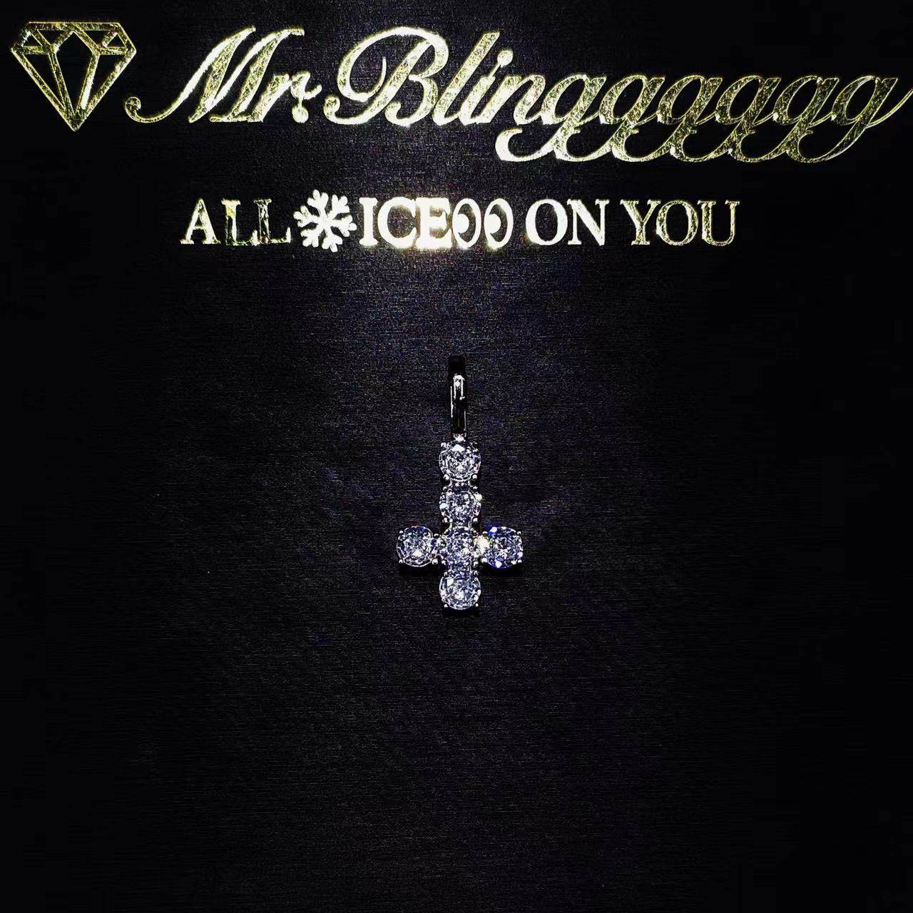 Mr.Blingggggg European and American hip-hop jewelry S925 silver solid small size bath wearable reverse cross pendant