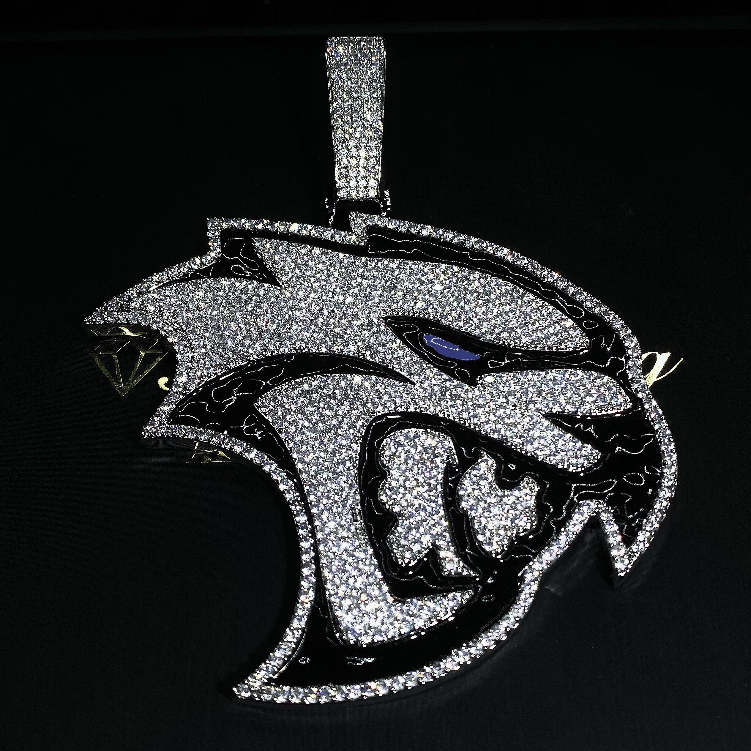 Mr.Blingggggg European and American hip-hop Rondodasosa same style full diamond Hellct hellcat pendant