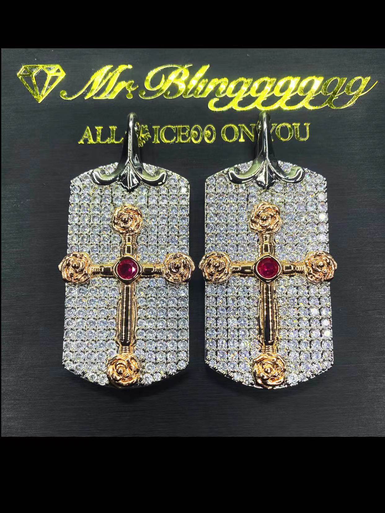 Mr.Blingggggg European and American hip-hop jewelry full diamond mixed color solid rose gold cross flower military brand pendant