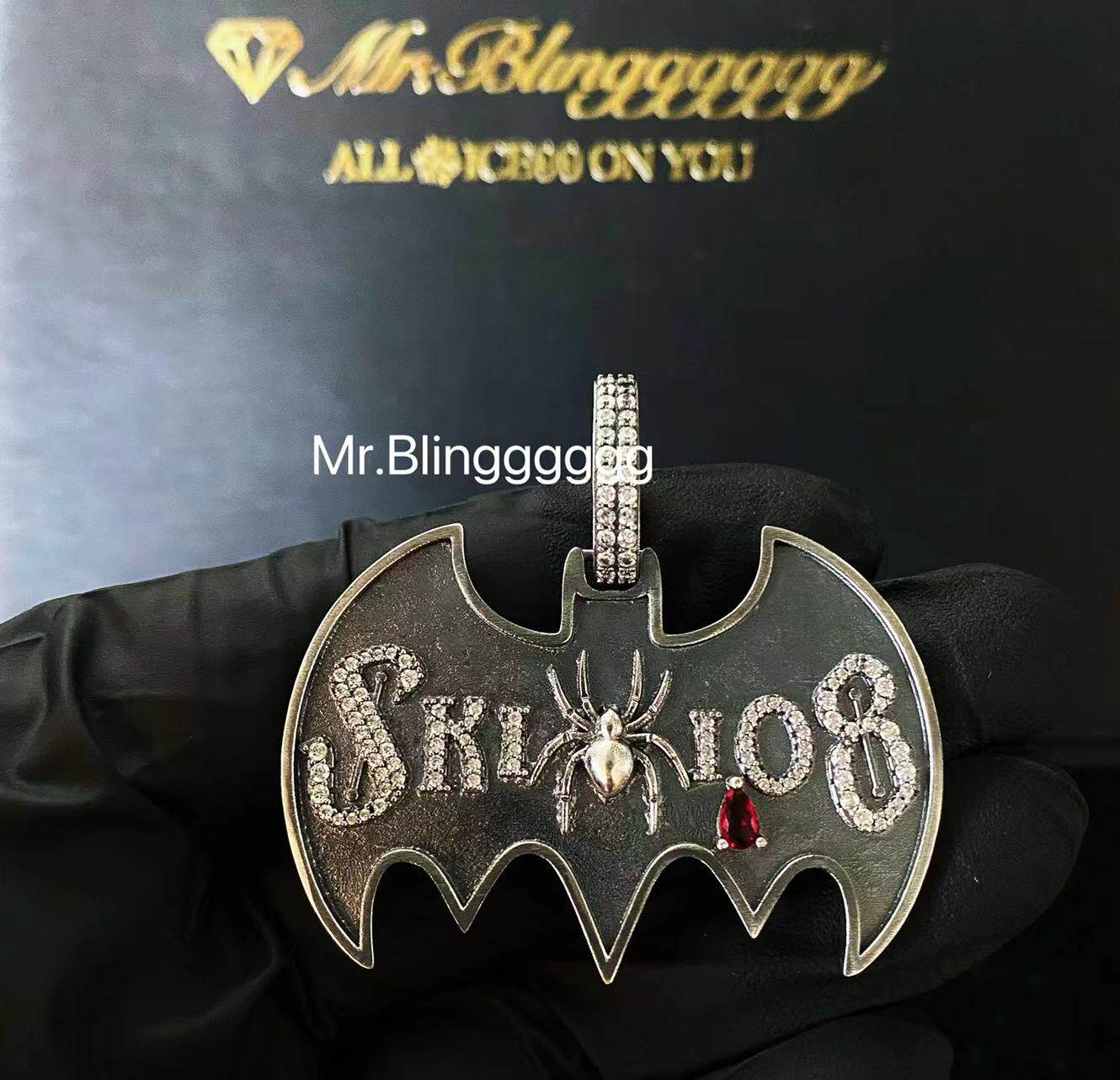 Mr.Blingggggg European and American hip-hop jewelry, privately customized Batman diamond-encrusted Thai silver aged oxidized pendant