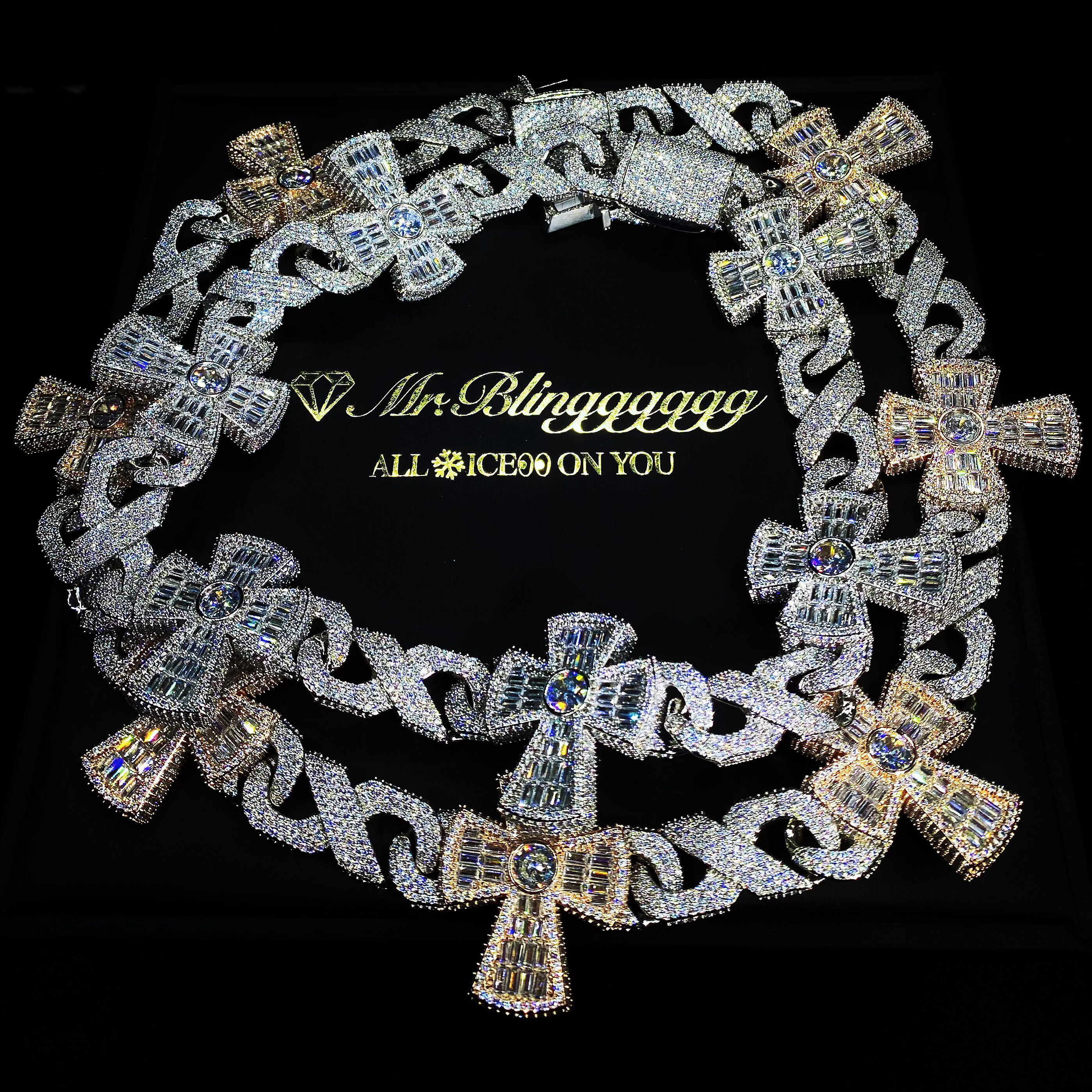 Mr.Blingggggg European and American hip-hop jewelry full of diamonds mixed inlaid with cross and Mobius Cuban chain