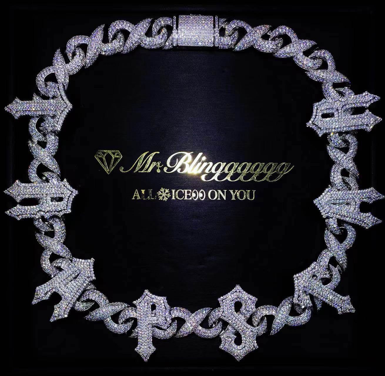 Mr.Blingggggg European and American hip-hop jewelry customized TRAPSTAR letter Mobius Cuban chain with diamonds