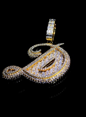 Mr.Bling定制18K金莫桑字母吊坠