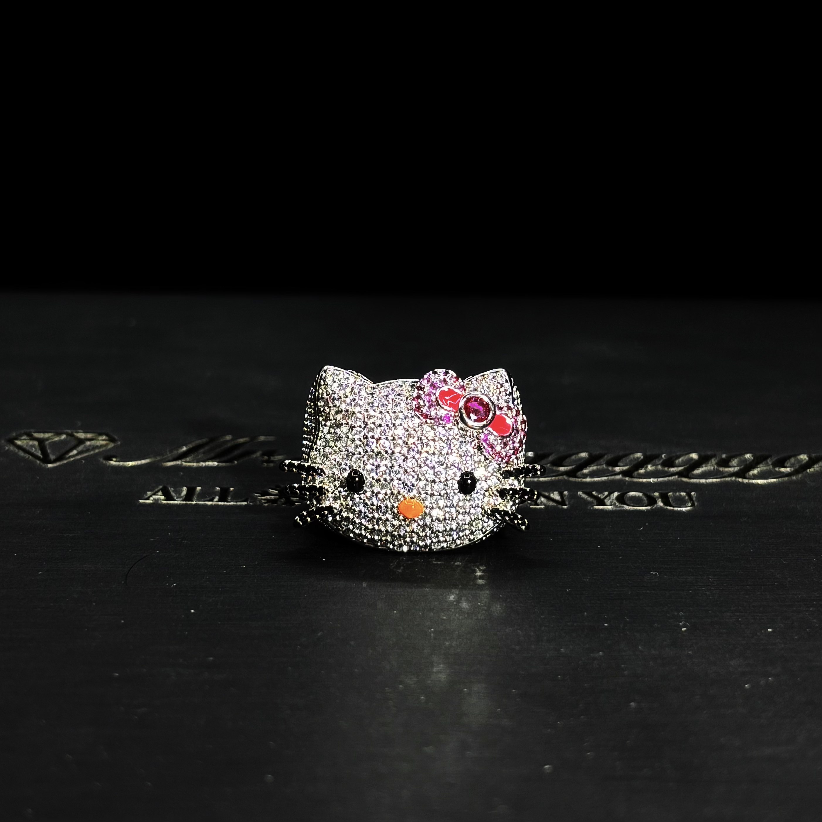 Mr.Blingggggg European and American hip-hop jewelry full diamond Hello Kitty couple model Y2K anime ring