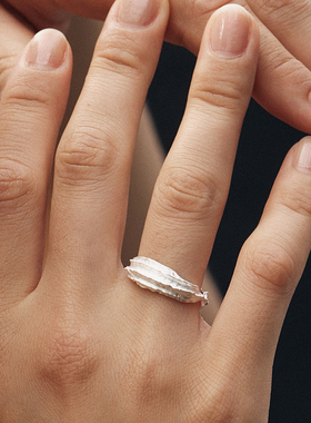 moiiom烧白925银月亮肌理戒指