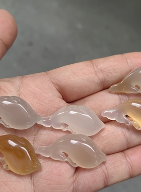 玉阅珠宝天然玛瑙海豚吊坠