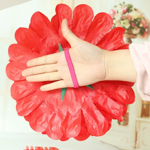 1 июня Performance Dance Platform Dance Propay Performance Flower Ball La La La La La La La Tori Stage Wall Flower