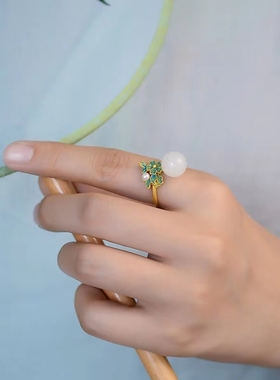 简约百搭夸张大颗梅花花朵戒指夏季可爱减龄神仙配饰