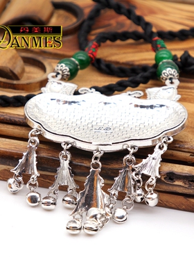 云南旅游毛衣链饰品送花朵刺绣