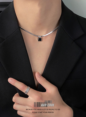 镶嵌黑色宝石项链男女款