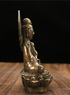 观音菩萨带背光佛像仿古风纯黄铜