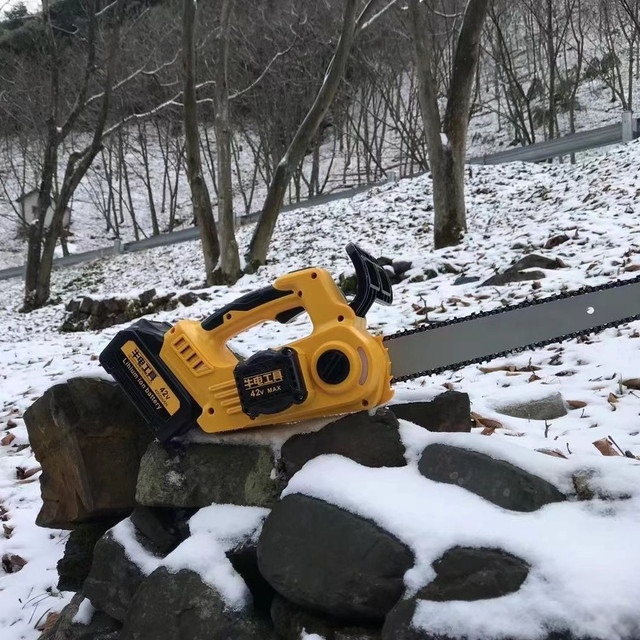 Niu Electric 12-inch lithium chain saw brushless rechargeable logging saw wireless lithium chain saw garden electric chain saw