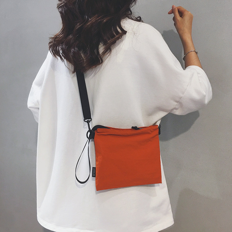 日系ins无印风简约帆布信封包女2025新款休闲通勤百搭斜挎小方包,淘宝优惠券,粉丝福利购,淘宝优惠卷
