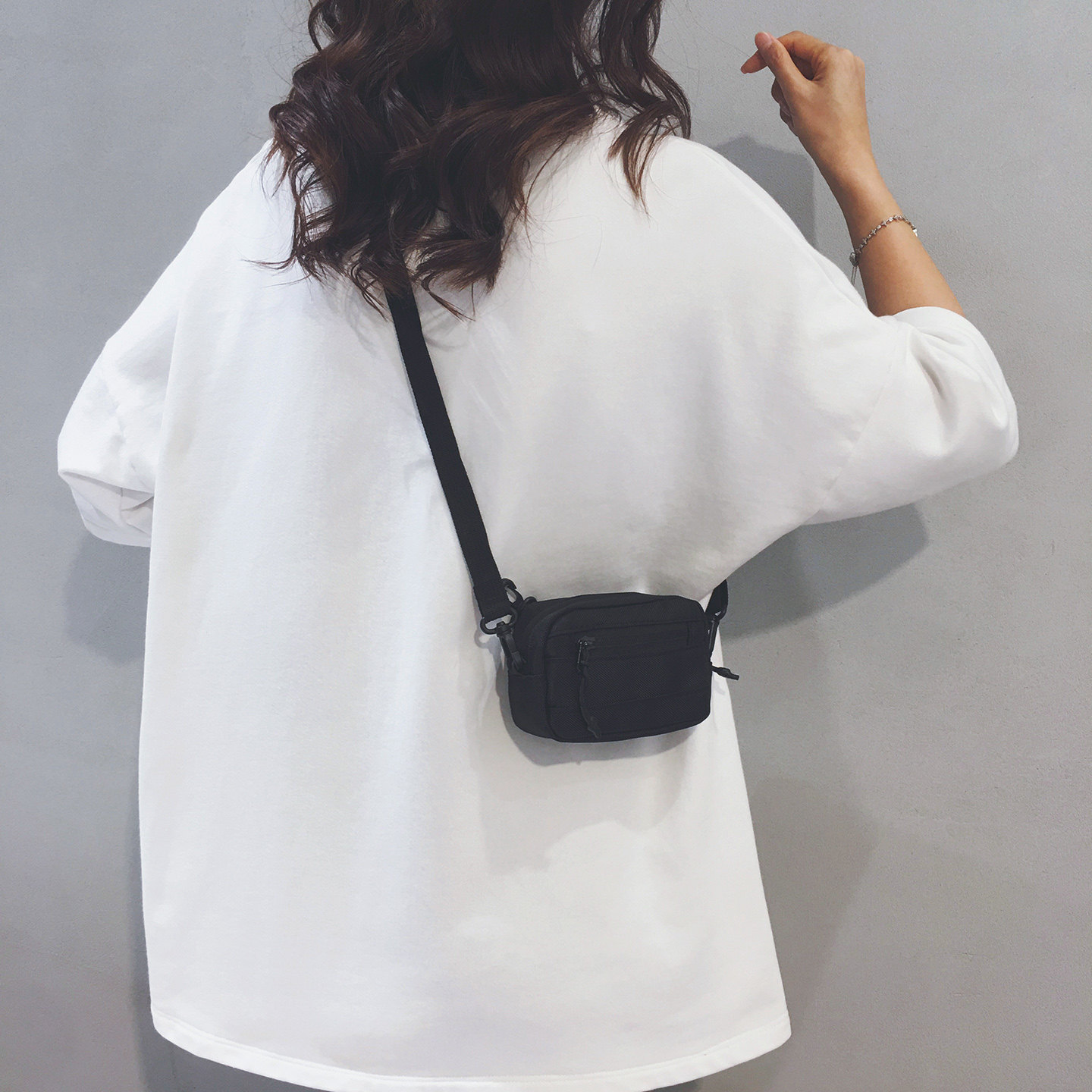 Backpack Small Pendant Bag Women's Mini Decorative Shoulder Bag 2026 New Outdoor Sports Small Bag Coin Key Crossbody Bag