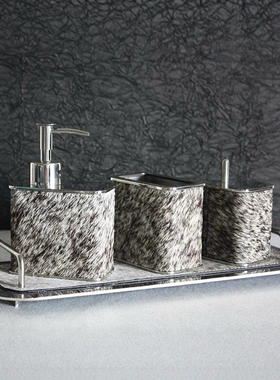 不锈钢马毛皂液器卫生间皮纹牙刷杯卫浴套装乳液瓶托盘组合别墅