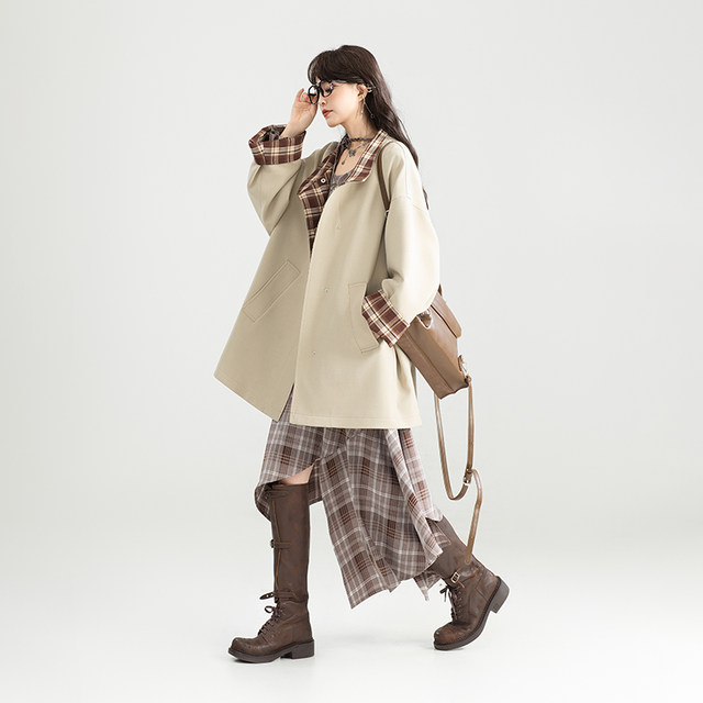 KEIKO retro commuter plaid silhouette windbreaker