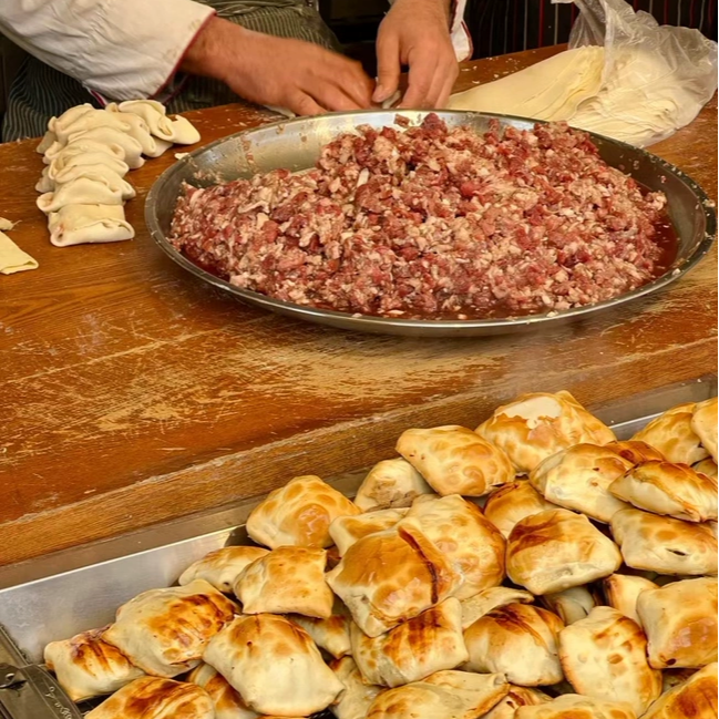 新疆烤包子特产美食鲜生羊肉馅土馕坑手工正宗10个抽真空顺丰冷链,淘宝优惠券,粉丝福利购,淘宝优惠卷
