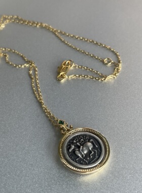 英气袭人。希腊神话古币吊坠战神士兵正反面项链可转动复古时髦