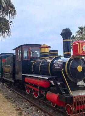 老式火车头装饰摆件模型