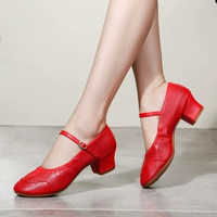 Красный фон