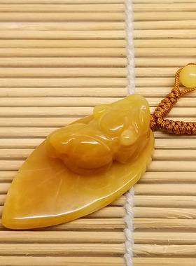 黄玉叶子貔貅吊坠挂链