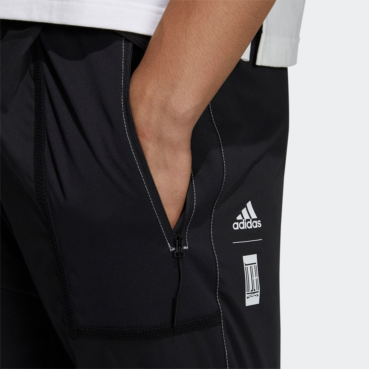 Adidas/阿迪达斯正品武极系列男子宽松牛仔梭织长裤 HE5141