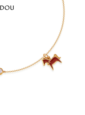 AJIDOU阿吉豆玄马迎福系列925银红色小马项链锁骨链