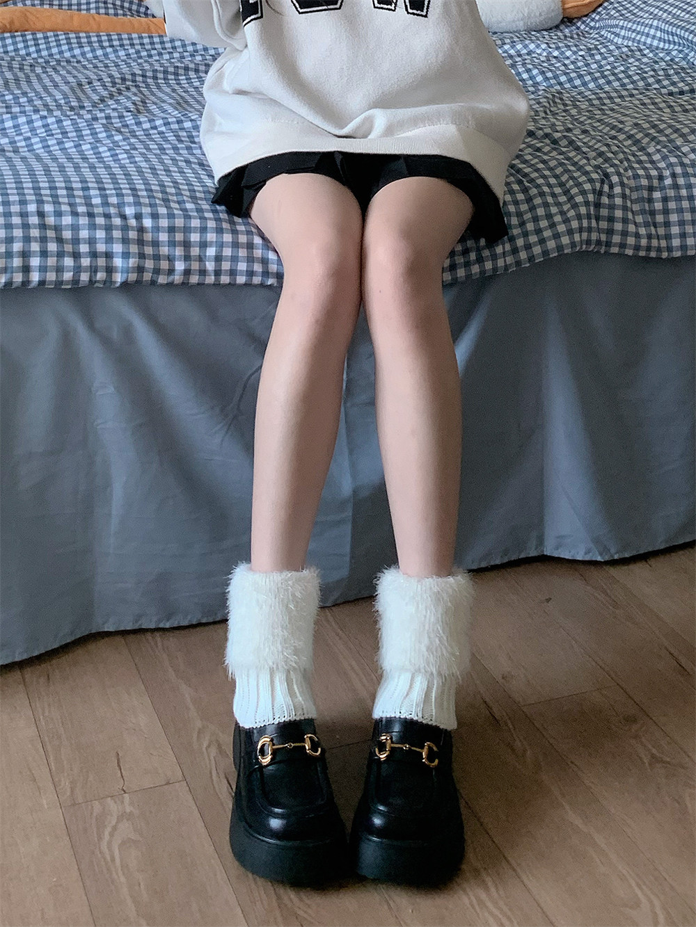 AY To films 白色毛毛靴套秋冬保暖羽毛纱袜套仿皮草针织翻口腿套,淘宝优惠券,粉丝福利购,淘宝优惠卷