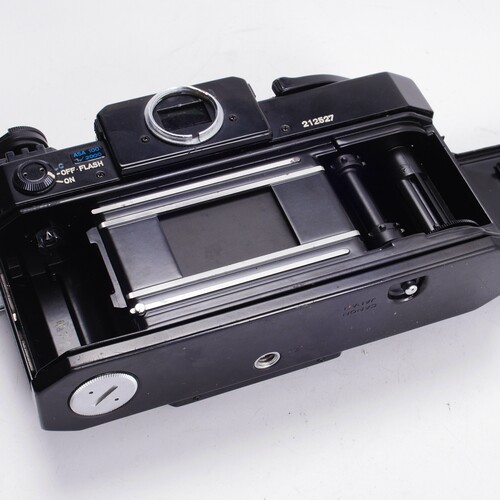 佳能CANON 高端胶片单反F1 F-1尖顶测光优于FM2 F2相机 文艺摄影 - 图2