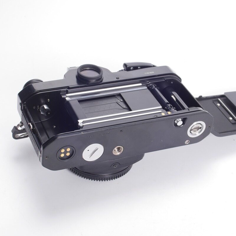 Nikon NIKONFM2 early black paint titanium curtain machine
