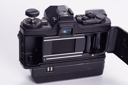奥林巴斯OLYMPUS OM4 高端旗舰胶片单反相机不输FE2 F3单机可配50 - 图3
