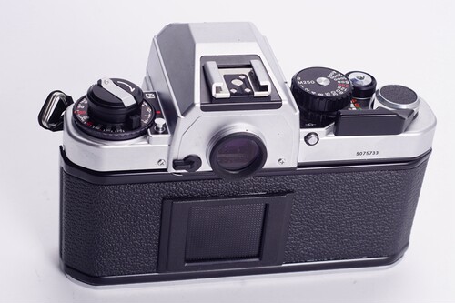 尼康NIKON FA 银黑高端钛帘胶片单反相机单机可配35 50镜头优于FM - 图1