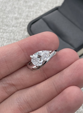 2克拉水滴纯银925戒指