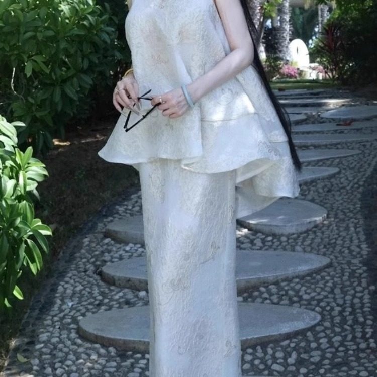 新中式国风穿搭一整套轻奢高级感小香风白色上衣半身裙套装女夏季,淘宝优惠券,粉丝福利购,淘宝优惠卷