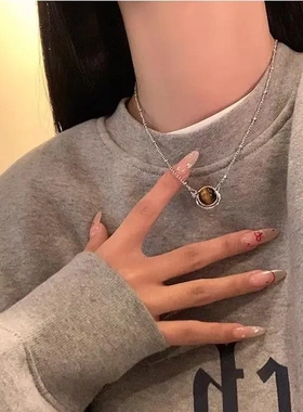 美拉德复古虎眼石拼接项链女轻奢小众设计简约百搭高级感锁骨链女