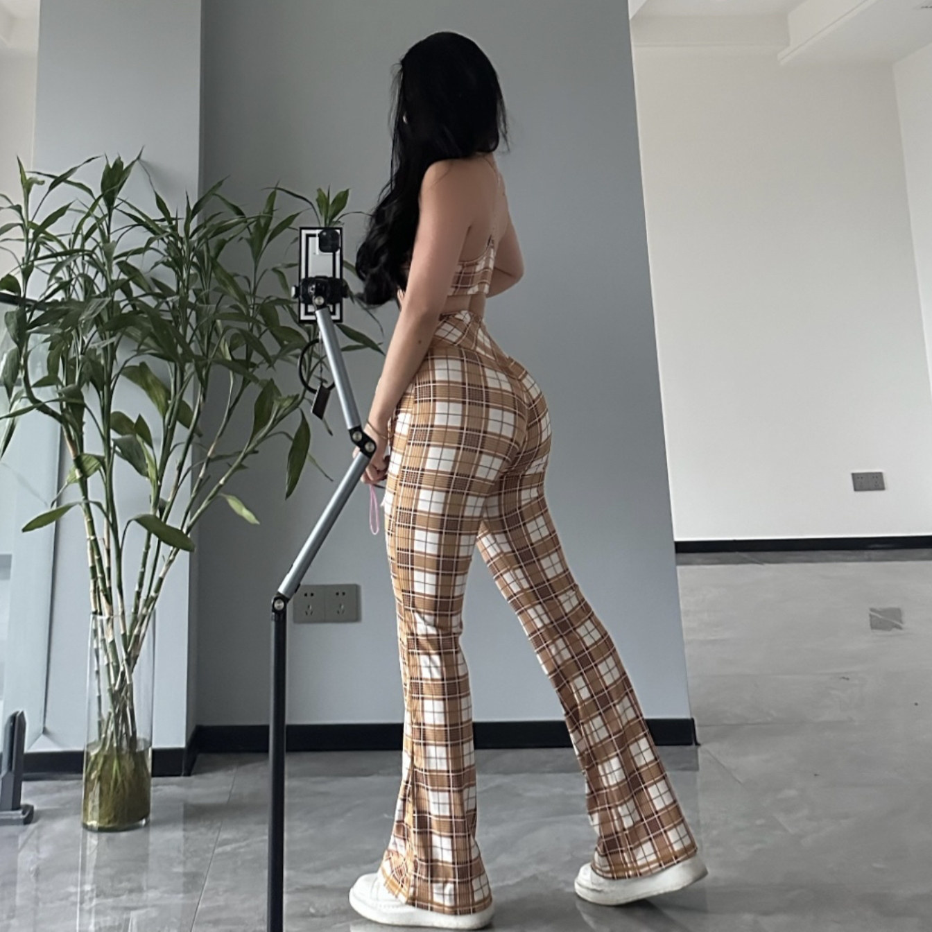 新款气质瑜伽印花格纹裹胸防震健身文胸抽绳高腰喇叭长裤健身套装,淘宝优惠券,粉丝福利购,淘宝优惠卷