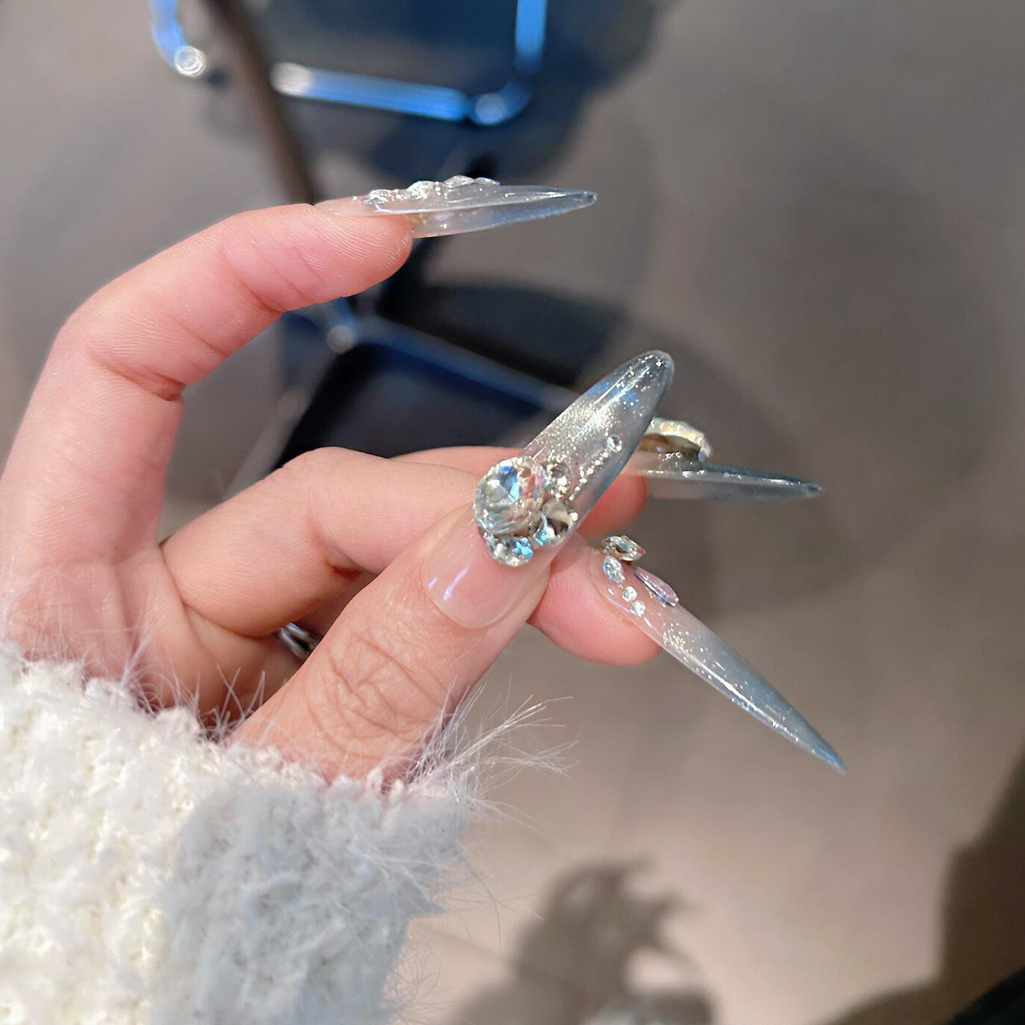 蓝色长款纯手工穿戴甲猫眼新款高级轻奢ins显白富家千金法式美甲,淘宝优惠券,粉丝福利购,淘宝优惠卷