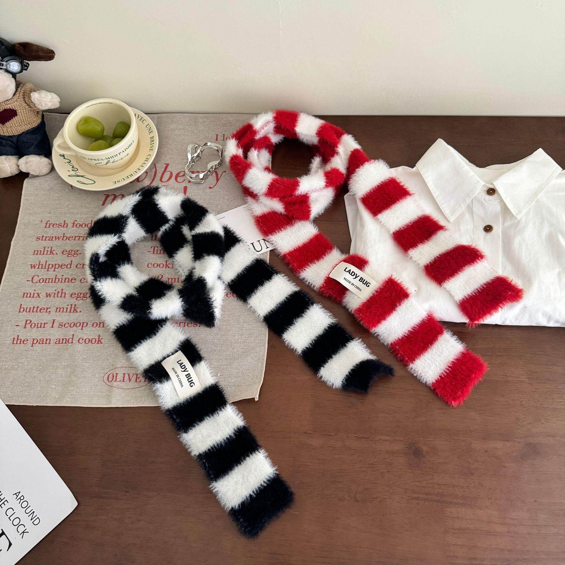 2024新款辣妹千禧风黑白条纹围脖百搭小众秋冬y2k设计感保暖甜酷,淘宝优惠券,粉丝福利购,淘宝优惠卷