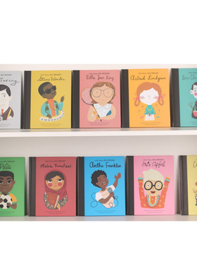 样板间儿童房精装英文书籍摆件