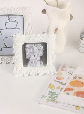 样板间女孩房书桌绘画软装摆件