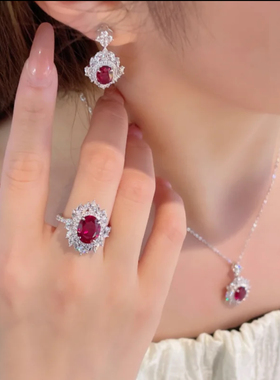 天然缅甸戒指无烧鸽血红证书吊坠