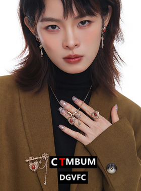 原创设计感鸢尾花爱心锁项链女款