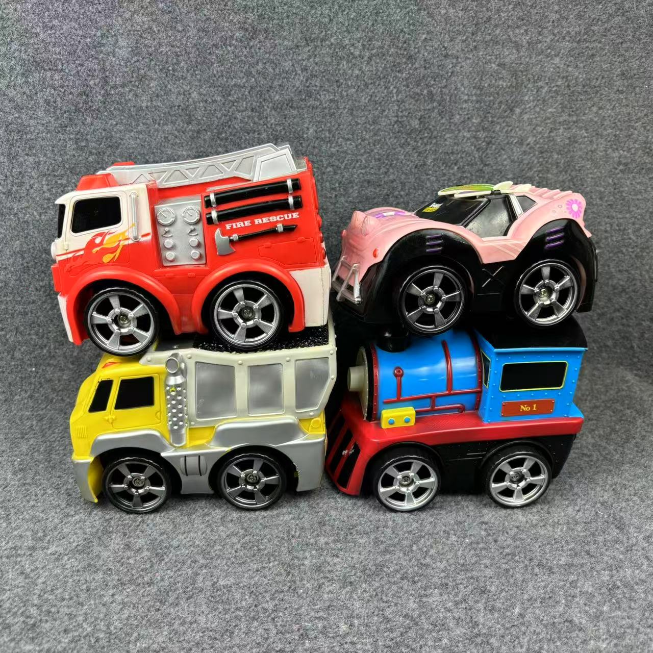 外单出口儿童玩具车软胶壳消防车校车耐碰耐摔玩不坏 - 图0