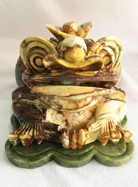 玉石纳财摆件三足金蟾工艺品