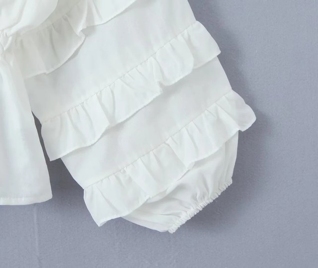 Large round neck long sleeve white ruffled shirt top
