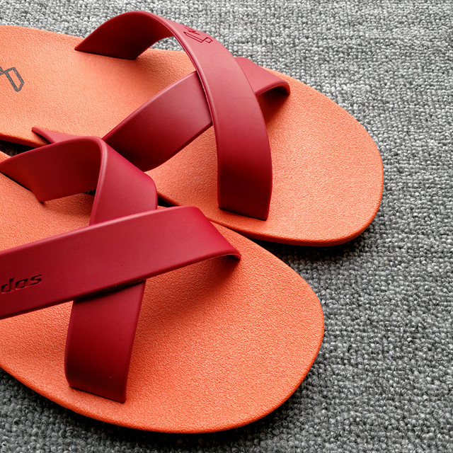 Original imported Kardas rubber slippers in Thailand